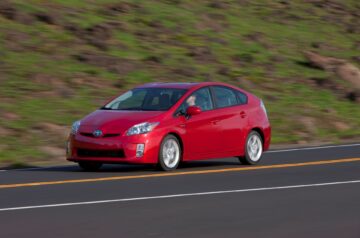 Resetting Prius Maintenance Light – How To Reset & Turn It Off